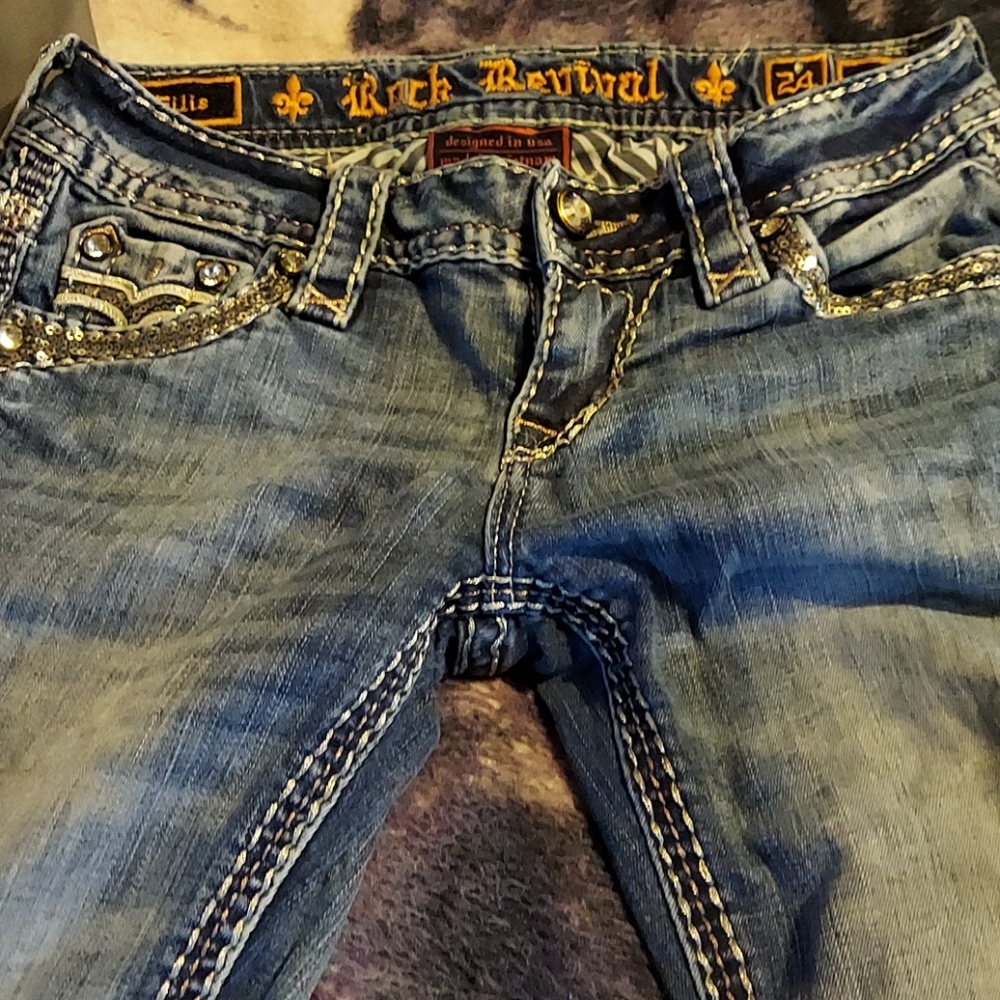 Rock revival skinny jeans size 24